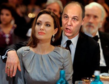 Сеть взорвали фото Джоли с ее новыми любовниками (ФОТО)