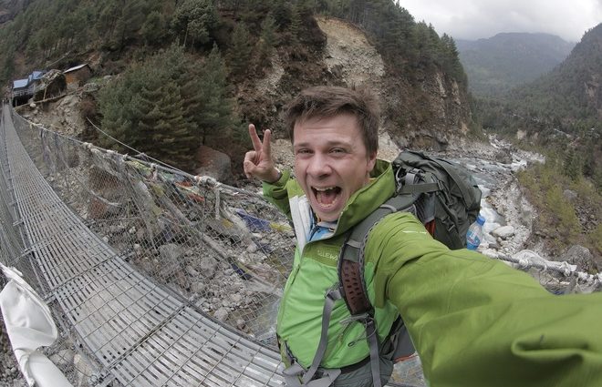 Ведущий трэвел-шоу «Мир наизнанку» Дмитрий Комаров поделится лайфхаками для путешественников (фото)