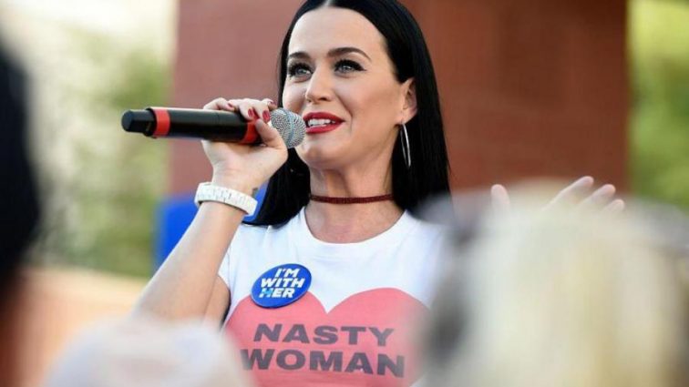 Фанаты шокированы таким заявлением: Кэти Перри призналась в бисексуальности