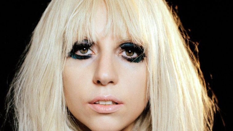 Леди Гага в трауре: причиной оказалась неизлечимая болезнь! Детали ошеломляют!