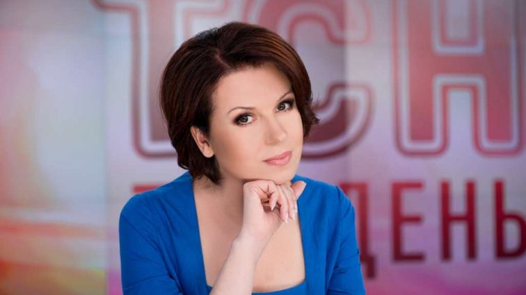 «Фотосессия Джоли»: Известная украинская телеведущая Алла Мазур заинтриговала поклонников
